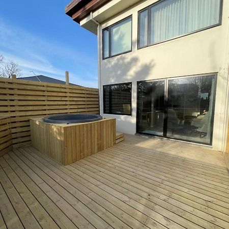 Keflavik Apartments 101 Ngoại thất bức ảnh