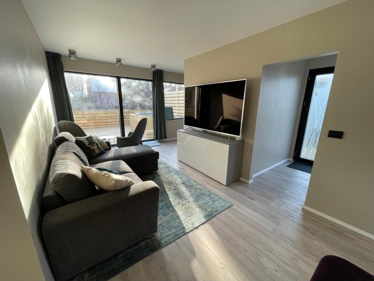 Keflavik Apartments 101 Ngoại thất bức ảnh